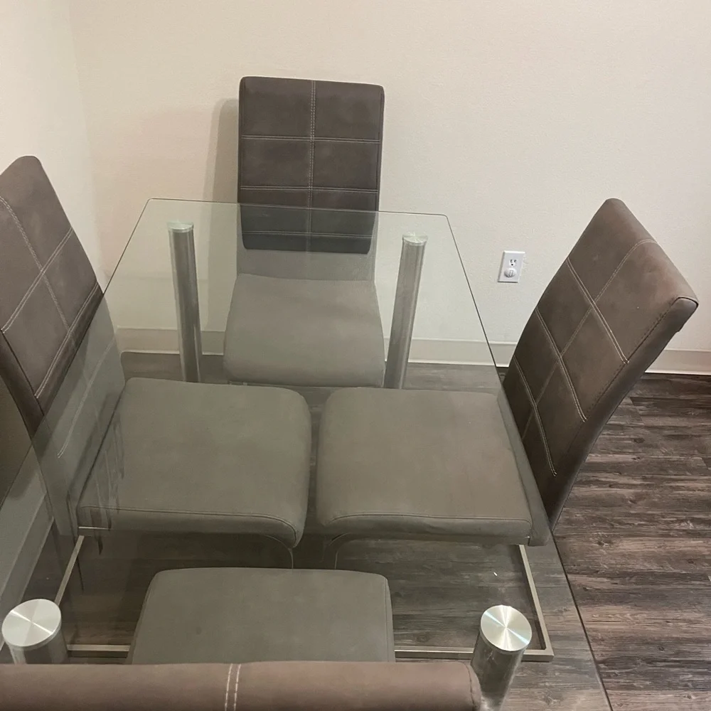 Brand new table with chairs
